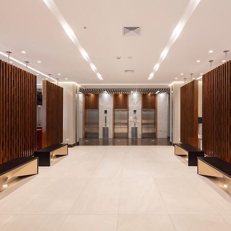 基多机场假日酒店 塔巴贝拉 外观 照片 The interior of the new terminal